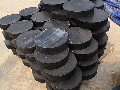 无为市板式橡胶支座由若干层橡胶片与薄钢板经加压硫化